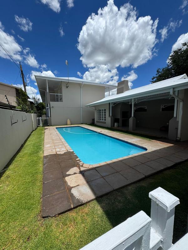 To Let 2 Bedroom Property for Rent in Die Bult North West